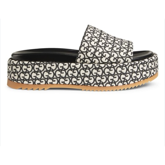 Gucci Shoes - Gucci monogram Angelina slide platform sandals size 37 made in Italy